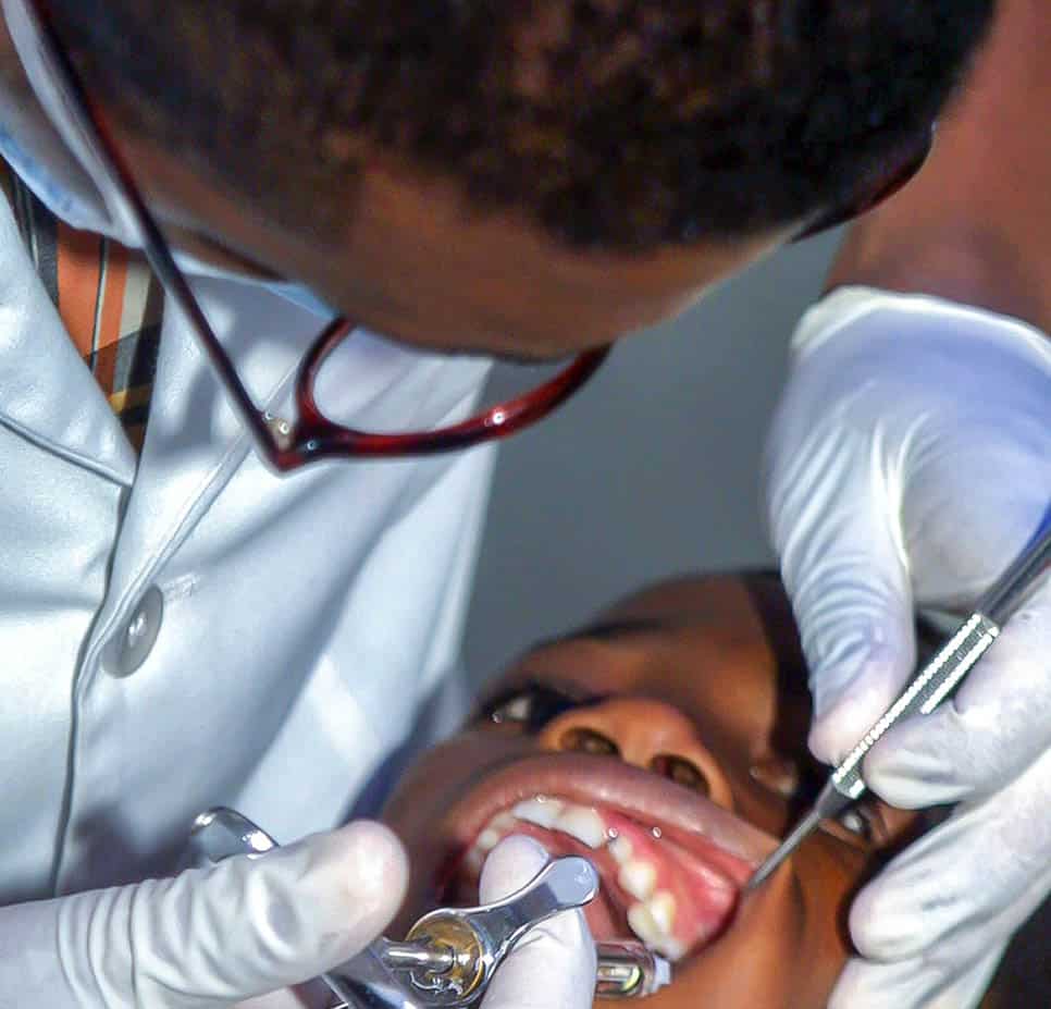 Fast and effective 1-hour teeth whitening service for instant results Coventry